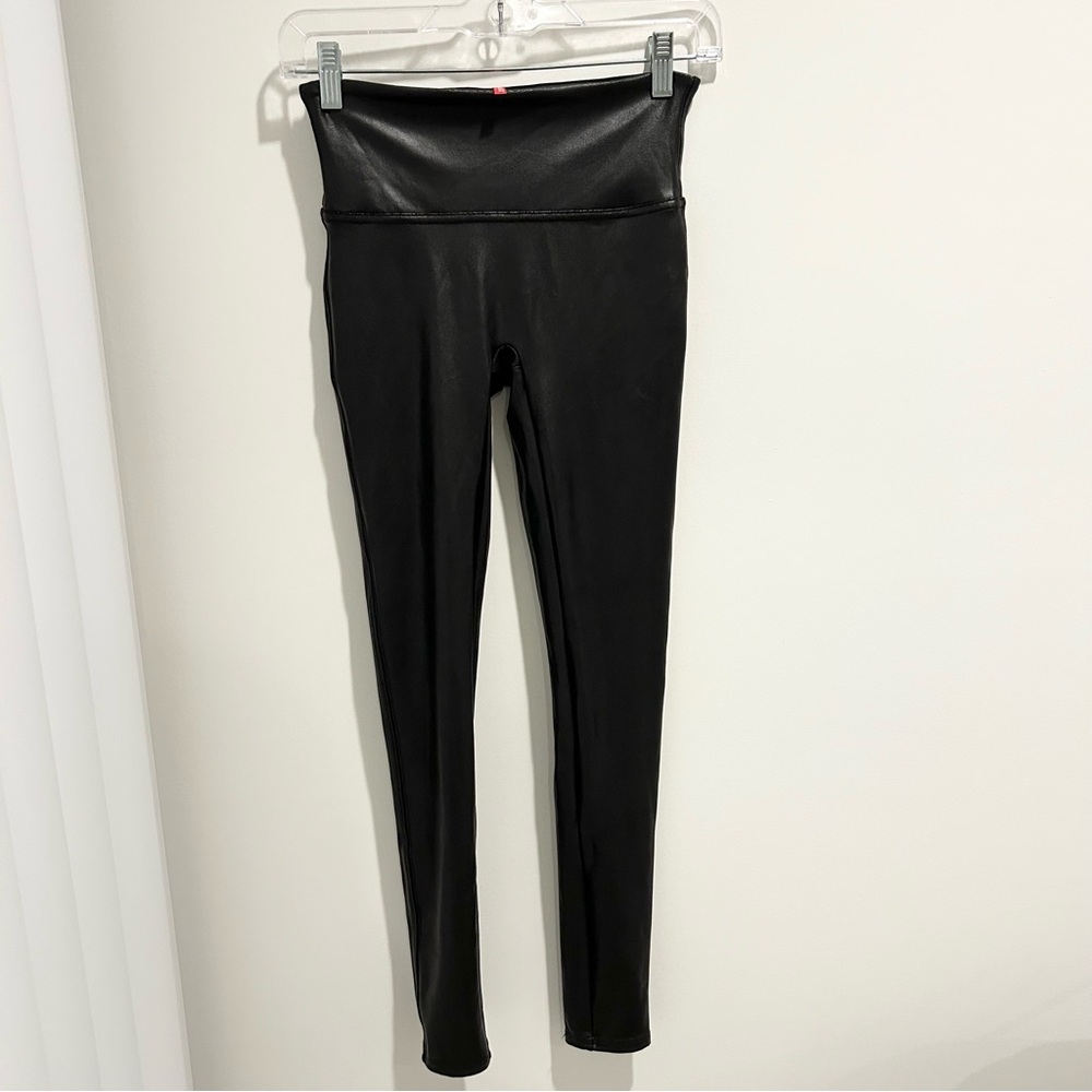 Spanx Faux Leather Leggings Black Size Small - Picture 3 of 10
